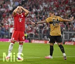 28.08.2026, Fussball Bundesliga 2026/2027, 1.Spieltag, FC Bayern München - VfB Stuttgart, in der Allianz-Arena München,   Harry Kane (FC Bayern München) schlägt die Hände über dem Kopf zusammen


