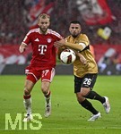 28.08.2026, Fussball Bundesliga 2026/2027, 1.Spieltag, FC Bayern München - VfB Stuttgart, in der Allianz-Arena München,   
v.l. Konrad Laimer (FC Bayern München) gegen Deniz Undav (Stuttgart) 


