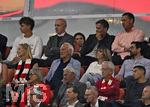 28.08.2026, Fussball Bundesliga 2026/2027, 1.Spieltag, FC Bayern München - VfB Stuttgart, in der Allianz-Arena München,   
DFB Präsident Bernd Neuendorf (Deutschland) neben Trainer Jürgen Klopp (Deutschland), Co Trainer Peter Krawietz (Deutschland) und Marc Kosicke (Deutschland).  

