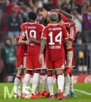 28.08.2026, Fussball Bundesliga 2026/2027, 1.Spieltag, FC Bayern München - VfB Stuttgart, in der Allianz-Arena München,   Torjubel der Bayern v.l.Alphonso Davies (FC Bayern München), Luis Diaz (FC Bayern München) Michael Olise (FC Bayern München)  und Joshua Kimmich (FC Bayern München) 


