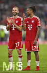 28.08.2026, Fussball Bundesliga 2026/2027, 1.Spieltag, FC Bayern München - VfB Stuttgart, in der Allianz-Arena München,   v.l. Konrad Laimer (FC Bayern München) und Michael Olise (FC Bayern München) haben Spass


