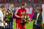 28.08.2026, Fussball Bundesliga 2026/2027, 1.Spieltag, FC Bayern München - VfB Stuttgart, in der Allianz-Arena München, Auszeichnung zum Fussballer, Fussballerin, Trainer des Jahres vor dem Spiel, Giulia Gwinn, Trainer Vincent Kompany (FC Bayern München) und Harry Kane (FC Bayern München) werden ausgezeichnet,Vorstandsvorsitzender Jan-Christian Dreesen (FC Bayern München), Harry Kane (FC Bayern München), Bianca Rech (FCB Frauen)
