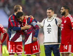 28.08.2026, Fussball Bundesliga 2026/2027, 1.Spieltag, FC Bayern München - VfB Stuttgart, in der Allianz-Arena München, Schlussjubel, Harry Kane (FC Bayern München), Nathaniel Brown (FC Bayern München), Arijon Ibrahimovic (Bayern München), Ismael Saibari (FC Bayern München) 