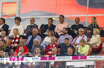 28.08.2026, Fussball Bundesliga 2026/2027, 1.Spieltag, FC Bayern München - VfB Stuttgart, in der Allianz-Arena München, Ehrentribüne, mit Heidi Beckenbauer, Franz Bulle Roth,  Dietmar Allgaier (Stuttgart), Alexander Wehrle (Stuttgart), DFB Präsident Bernd Neuendorf (Deutschland), Bundestrainer Jürgen Klopp (Deutschland), Co-Trainer Peter Krawietz (Nationalmannschaft Deutschland), DFB-Berater Marc Kosicke (Deutschland, Nationalmannschaft) 