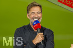 28.08.2026, Fussball Bundesliga 2026/2027, 1.Spieltag, FC Bayern München - VfB Stuttgart, in der Allianz-Arena München, Bundestrainer Jürgen Klopp (Deutschland) beim SKY-Sport Interview.