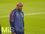 28.08.2026, Fussball Bundesliga 2026/2027, 1.Spieltag, FC Bayern München - VfB Stuttgart, in der Allianz-Arena München, Trainer Vincent Kompany (FC Bayern München) nachdenklich 