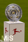 28.08.2026, Fussball Bundesliga 2026/2027, 1.Spieltag, FC Bayern München - VfB Stuttgart, in der Allianz-Arena München, Die Meisterschale steht auf der Stele ausgestellt vor dem Spiel, das Ziel der Träume nach 34 Spieltagen.