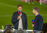 28.08.2026, Fussball Bundesliga 2026/2027, 1.Spieltag, FC Bayern München - VfB Stuttgart, in der Allianz-Arena München, Bundestrainer Jürgen Klopp (li, Deutschland) beim SKY-Sport Interview. re: Thomas Hitzlsperger