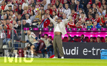 28.08.2026, Fussball Bundesliga 2026/2027, 1.Spieltag, FC Bayern München - VfB Stuttgart, in der Allianz-Arena München, Trainer Vincent Kompany (FC Bayern München) an der Seitenlinie in Rage