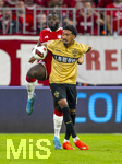 28.08.2026, Fussball Bundesliga 2026/2027, 1.Spieltag, FC Bayern München - VfB Stuttgart, in der Allianz-Arena München, v.li: Dayot Upamecano (FC Bayern München) gegen Tiago Tomas (Stuttgart) 