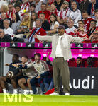 28.08.2026, Fussball Bundesliga 2026/2027, 1.Spieltag, FC Bayern München - VfB Stuttgart, in der Allianz-Arena München, Trainer Vincent Kompany (FC Bayern München) an der Seitenlinie in Rage