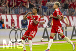 28.08.2026, Fussball Bundesliga 2026/2027, 1.Spieltag, FC Bayern München - VfB Stuttgart, in der Allianz-Arena München, Torjubel Luis Diaz (re, FC Bayern München). mit Michael Olise (li, FC Bayern München) 