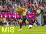 28.08.2026, Fussball Bundesliga 2026/2027, 1.Spieltag, FC Bayern München - VfB Stuttgart, in der Allianz-Arena München, Ramon Hendriks (Stuttgart) am Ball 