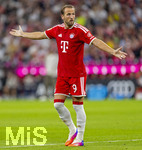 28.08.2026, Fussball Bundesliga 2026/2027, 1.Spieltag, FC Bayern München - VfB Stuttgart, in der Allianz-Arena München, Harry Kane (FC Bayern München) unzufrieden 