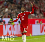 28.08.2026, Fussball Bundesliga 2026/2027, 1.Spieltag, FC Bayern München - VfB Stuttgart, in der Allianz-Arena München, Michael Olise (FC Bayern München) unzufrieden.