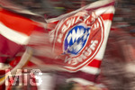 28.08.2026, Fussball Bundesliga 2026/2027, 1.Spieltag, FC Bayern München - VfB Stuttgart, in der Allianz-Arena München, Bayernflagge weht in der Südkurve