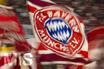 28.08.2026, Fussball Bundesliga 2026/2027, 1.Spieltag, FC Bayern München - VfB Stuttgart, in der Allianz-Arena München, Bayernflagge weht in der Südkurve