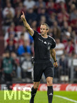 28.08.2026, Fussball Bundesliga 2026/2027, 1.Spieltag, FC Bayern München - VfB Stuttgart, in der Allianz-Arena München, Schiedsrichter Sören Storks 