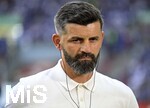 30.08.2026, Fussball Bundesliga 2026/2027, 1.Spieltag, FC Augsburg - FC Schalke 04, in der WWK-Arena Augsburg, Trainer Miron Muslic (Schalke 04) 


