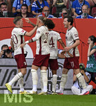 30.08.2026, Fussball Bundesliga 2026/2027, 1.Spieltag, FC Augsburg - FC Schalke 04, in der WWK-Arena Augsburg, v.l. Anton Kade (FC Augsburg), Marius Wolf (FC Augsburg), Han-Noah Massengo (FC Augsburg) und Michael Gregoritsch (FC Augsburg)  jubeln



