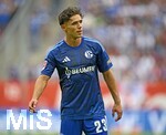 30.08.2026, Fussball Bundesliga 2026/2027, 1.Spieltag, FC Augsburg - FC Schalke 04, in der WWK-Arena Augsburg, Soufiane El-Faouzi (FC Schalke 04) unzufrieden.


