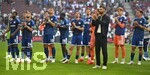 30.08.2026, Fussball Bundesliga 2026/2027, 1.Spieltag, FC Augsburg - FC Schalke 04, in der WWK-Arena Augsburg, Trainer Miron Muslic (Schalke 04) und die Mannschaft sind nach dem Spiel enttäuscht,


