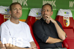 30.08.2026, Fussball Bundesliga 2026/2027, 1.Spieltag, FC Augsburg - FC Schalke 04, in der WWK-Arena Augsburg, v.li: Sportdirektor Benni Weber (FC Augsburg), Geschäftsführer Michael Ströll (FC Augsburg), 