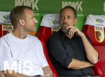 30.08.2026, Fussball Bundesliga 2026/2027, 1.Spieltag, FC Augsburg - FC Schalke 04, in der WWK-Arena Augsburg, v.li: Sportdirektor Benni Weber (FC Augsburg), Geschäftsführer Michael Ströll (FC Augsburg), 