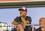 30.08.2026, Fussball Bundesliga 2026/2027, 1.Spieltag, FC Augsburg - FC Schalke 04, in der WWK-Arena Augsburg, Bundestrainer Jürgen Klopp (mitte, Deutschland) auf der Tribüne als Zuschauer.  