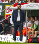 30.08.2026, Fussball Bundesliga 2026/2027, 1.Spieltag, FC Augsburg - FC Schalke 04, in der WWK-Arena Augsburg, Trainer Miron Muslic (FC Schalke 04) 