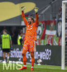 30.08.2026, Fussball Bundesliga 2026/2027, 1.Spieltag, FC Augsburg - FC Schalke 04, in der WWK-Arena Augsburg, Torwart Loris Karius (FC Schalke 04) in Rage.
