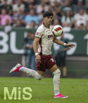 30.08.2026, Fussball Bundesliga 2026/2027, 1.Spieltag, FC Augsburg - FC Schalke 04, in der WWK-Arena Augsburg, Rodrigo Ribeiro (FC Augsburg) am Ball 