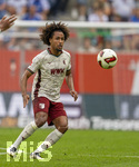 30.08.2026, Fussball Bundesliga 2026/2027, 1.Spieltag, FC Augsburg - FC Schalke 04, in der WWK-Arena Augsburg, Han-Noah Massengo (FC Augsburg) am Ball 