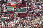 30.08.2026, Fussball Bundesliga 2026/2027, 1.Spieltag, FC Augsburg - FC Schalke 04, in der WWK-Arena Augsburg, Fans FCA schwenken ihre Flaggen