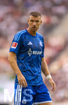30.08.2026, Fussball Bundesliga 2026/2027, 1.Spieltag, FC Augsburg - FC Schalke 04, in der WWK-Arena Augsburg, Edin Dzeko (Schalke 04)  