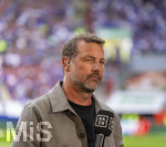 30.08.2026, Fussball Bundesliga 2026/2027, 1.Spieltag, FC Augsburg - FC Schalke 04, in der WWK-Arena Augsburg, Markus Weinzierl beim DAZN-Interview 