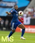 30.08.2026, Fussball Bundesliga 2026/2027, 1.Spieltag, FC Augsburg - FC Schalke 04, in der WWK-Arena Augsburg, Moussa Sylla (FC Schalke 04) am Ball 