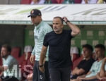 30.08.2026, Fussball Bundesliga 2026/2027, 1.Spieltag, FC Augsburg - FC Schalke 04, in der WWK-Arena Augsburg, Trainer Manuel Baum (FC Augsburg) nachdenklich 
