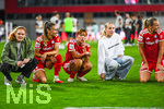 31.08.2026, München, Deutschland. Google Pixel Frauen-Bundesliga: FC Bayern München Frauen gegen 1. FSV Mainz 05 Frauen am FC Bayern Campus. Erstes Heimspiel des FC Bayern München in der Saison 2026/27. Katharina Naschenweng (FC Bayern Frauen), Momoko Tanikawa (FC Bayern Frauen), Franziska Kett (FC Bayern Frauen)
