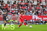31.08.2026, München, Deutschland. Google Pixel Frauen-Bundesliga: FC Bayern München Frauen gegen 1. FSV Mainz 05 Frauen am FC Bayern Campus. Erstes Heimspiel des FC Bayern München in der Saison 2026/27. Lena Oberdorf (FC Bayern Frauen)