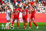 06.09.2026, München, Deutschland. Google Pixel Frauen-Bundesliga: FC Bayern München Frauen gegen SC Freiburg Frauen am FC Bayern Campus. Klara Bühl (FC Bayern Frauen), Momoko Tanikawa (FC Bayern Frauen) und Sarah Zadrazil (FC Bayern Frauen) jubeln.