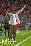10.09.2026, Fussball UEFA Championsleague 2026/2027: 1.Spieltag,  FC Bayern München - FK Bodo/Glimt, in der Allianz-Arena München, Trainer Vincent Kompany (FC Bayern München) gestikuliert
  

