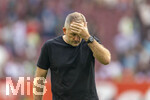12.09.2026, Fussball Bundesliga 2026/2027, 3.Spieltag, FC Augsburg - Bayer Leverkusen, in der WWK-Arena Augsburg, Trainer Manuel Baum (FC Augsburg) nachdenklich nach dem Spiel 


