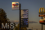 12.09.2026,  Türkheim in Bayern (Unterallgäu), Aktuelle Spritpreisanzeige an einer TOTALENERGIES-Tankstelle an der Autobahn A-96, Der Liter Diesel kostet 2,329 EURO 
