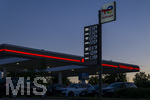 12.09.2026,  Türkheim in Bayern (Unterallgäu), Aktuelle Spritpreisanzeige an einer TOTALENERGIES-Tankstelle an der Autobahn A-96, Der Liter Diesel kostet 2,329 EURO 