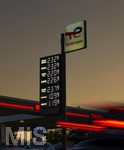 12.09.2026,  Türkheim in Bayern (Unterallgäu), Aktuelle Spritpreisanzeige an einer TOTALENERGIES-Tankstelle an der Autobahn A-96, Der Liter Diesel kostet 2,329 EURO 