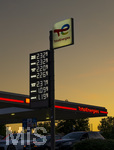 12.09.2026,  Türkheim in Bayern (Unterallgäu), Aktuelle Spritpreisanzeige an einer TOTALENERGIES-Tankstelle an der Autobahn A-96, Der Liter Diesel kostet 2,329 EURO 