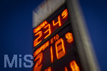 14.09.2026,  Bad Wörishofen in Bayern, Spritpreisanzeige an einer Freien V-Markt-Tankstelle in Bad Wörishofen (Unterallgäu), der Diesel kostet 2,34 Euro. Super-Benzin E10 2,18 Euro pro Liter. Super 2,24 EURO.       