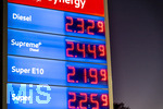 14.09.2026,  Bad Wörishofen in Bayern, Spritpreisanzeige an einer Tankstelle in Bad Wörishofen (Unterallgäu), der Diesel kostet 2,32 Euro. Super-Benzin E10 2,19 Euro pro Liter. Super 2,25 EURO.      