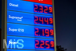 14.09.2026,  Bad Wörishofen in Bayern, Spritpreisanzeige an einer Tankstelle in Bad Wörishofen (Unterallgäu), der Diesel kostet 2,32 Euro. Super-Benzin E10 2,19 Euro pro Liter. Super 2,25 EURO.       